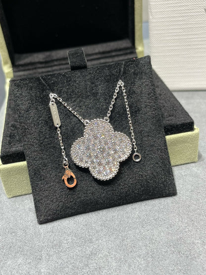 [Mystic Crown]CLOVER 25MM LARGE PENDANT DIAMOND PAVED SILVER NECKLACE