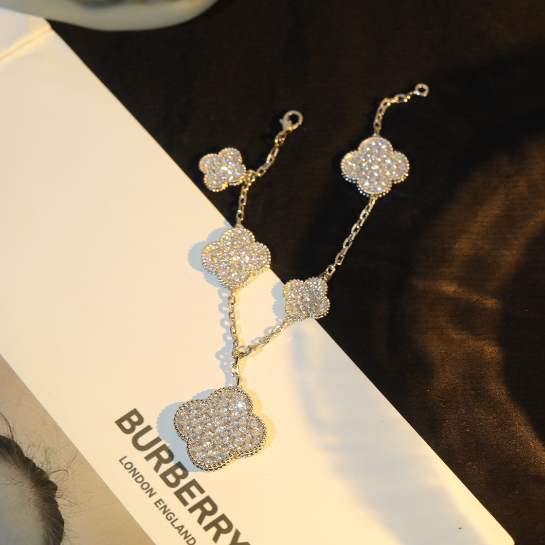 [Mystic Crown]CLOVER BRACELET 5 MOTIF SILVER DIAMOND PAVED-w