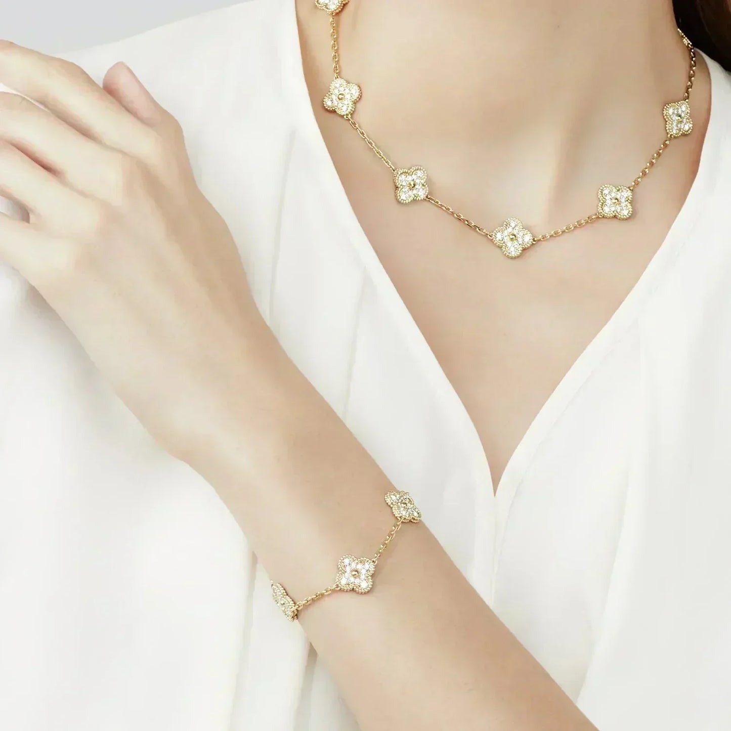 [Mystic Crown]CLOVER 5 MOTIFS  FULL DIAMOND BRACELET