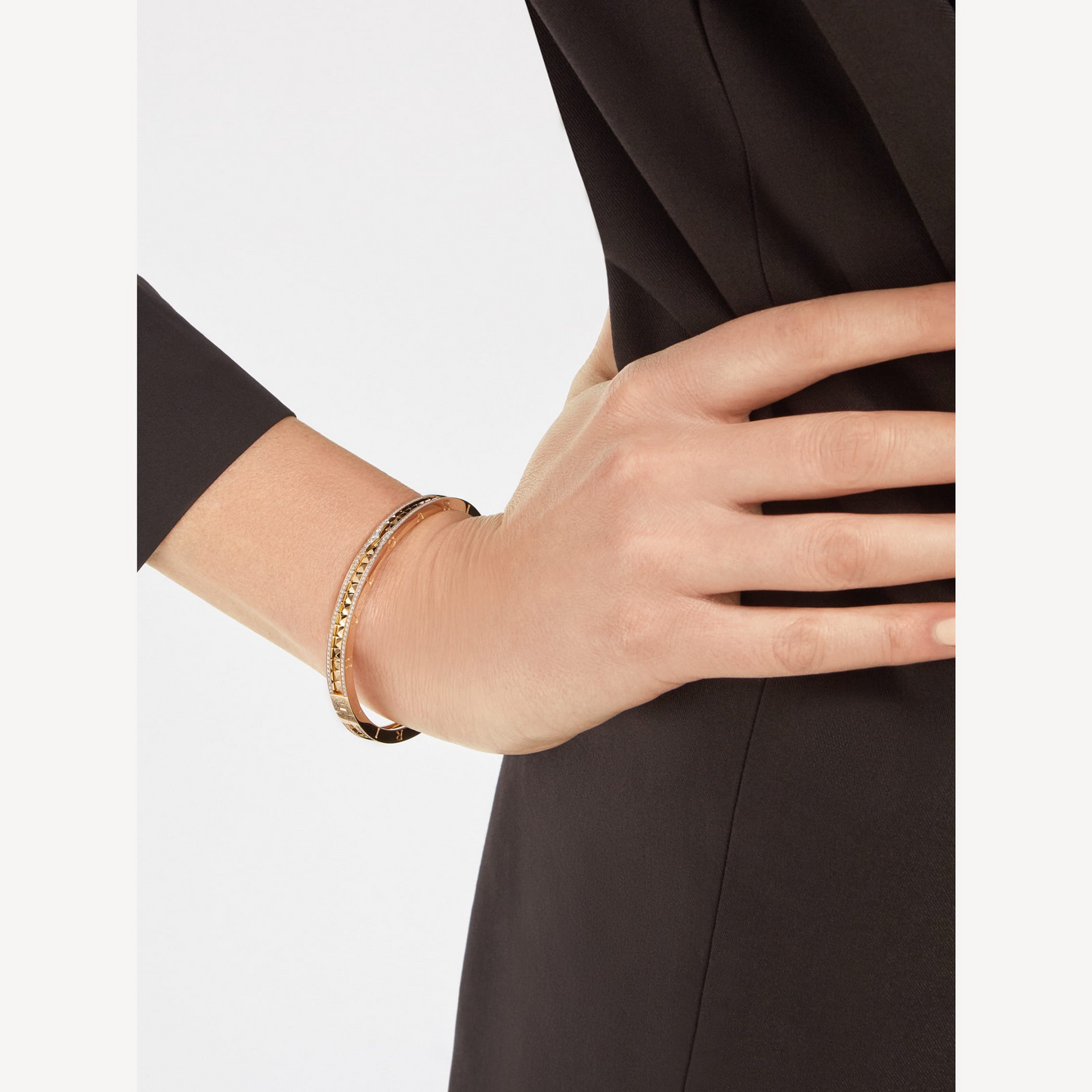 [Mystic Crown]ZERO 1 SPIRAL AND PAVED DIAMOND GOLD BRACELET