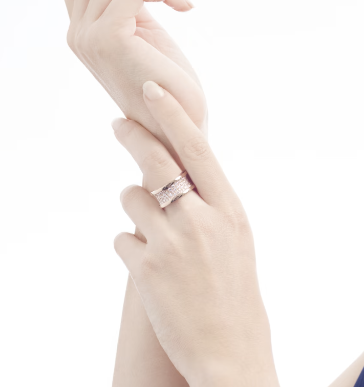 [Mystic Crown]ZERO 1 WITH PAVED DIAMONDS ON THE SPIRAL RING
