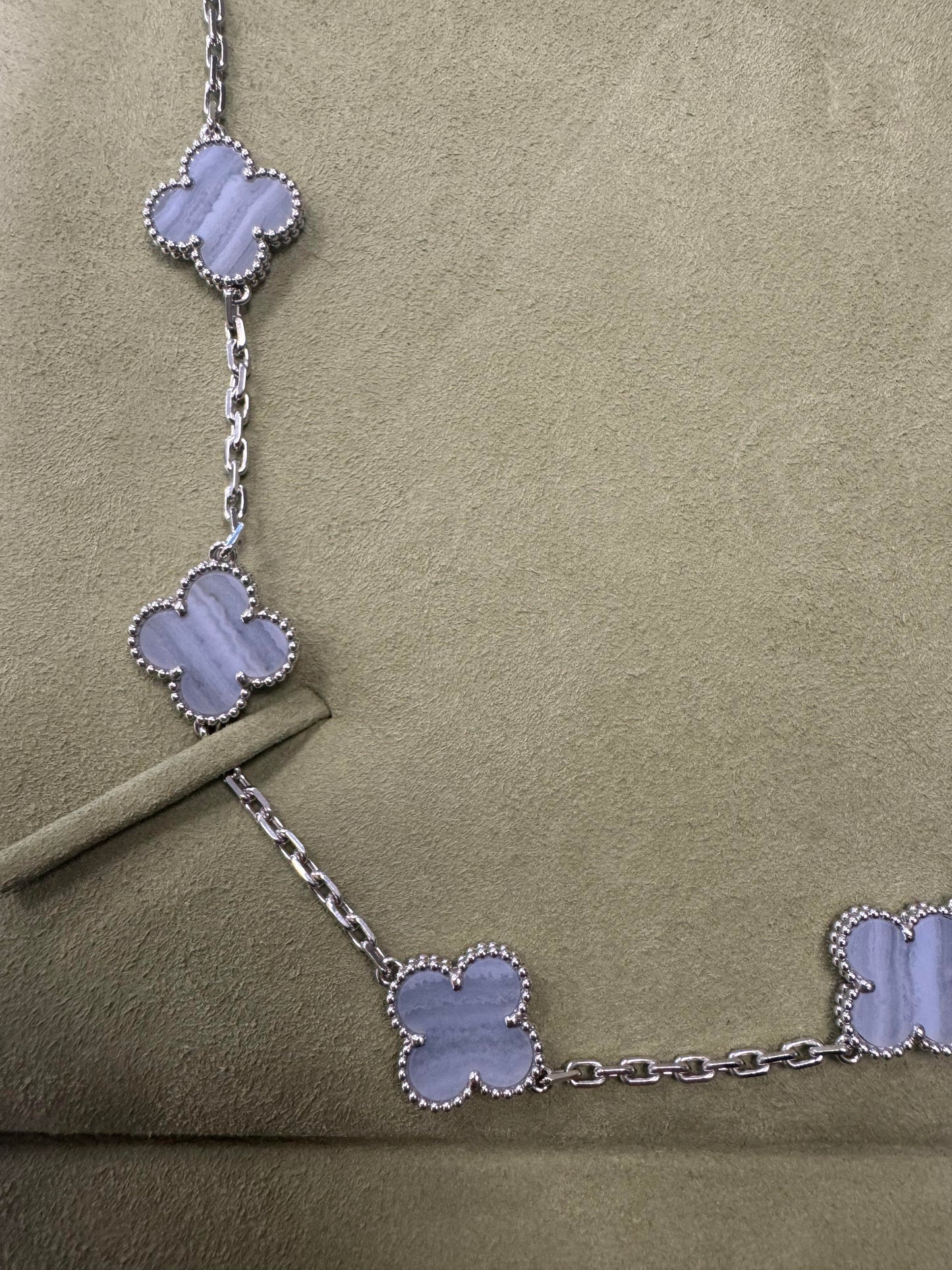 [Mystic Crown]CLOVER 10 MOTIFS BLUE CHALCEDONY NECKLACE