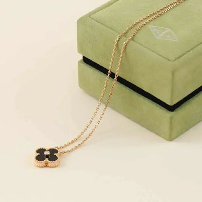 [Mystic Crown]CLOVER 15MM DIAMOND ONYX NECKLACE
