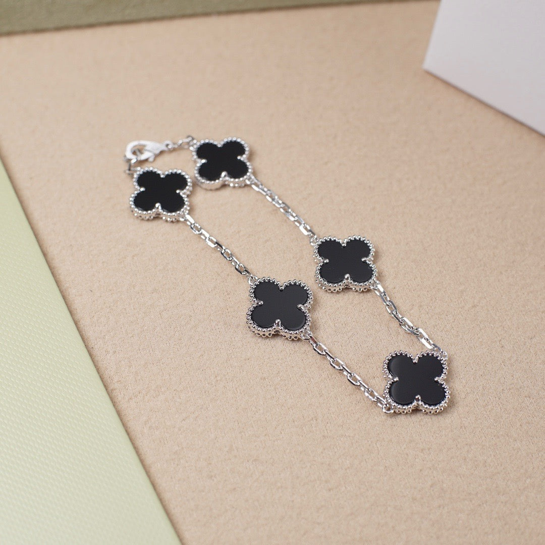 [Mystic Crown]CLOVER 5 MOTIF ONYXS  BRACELET SILVER