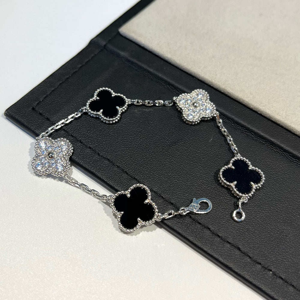 [Mystic Crown]CLOVER 5 MOTIF ONYXS DIAMOND BRACELET SILVER