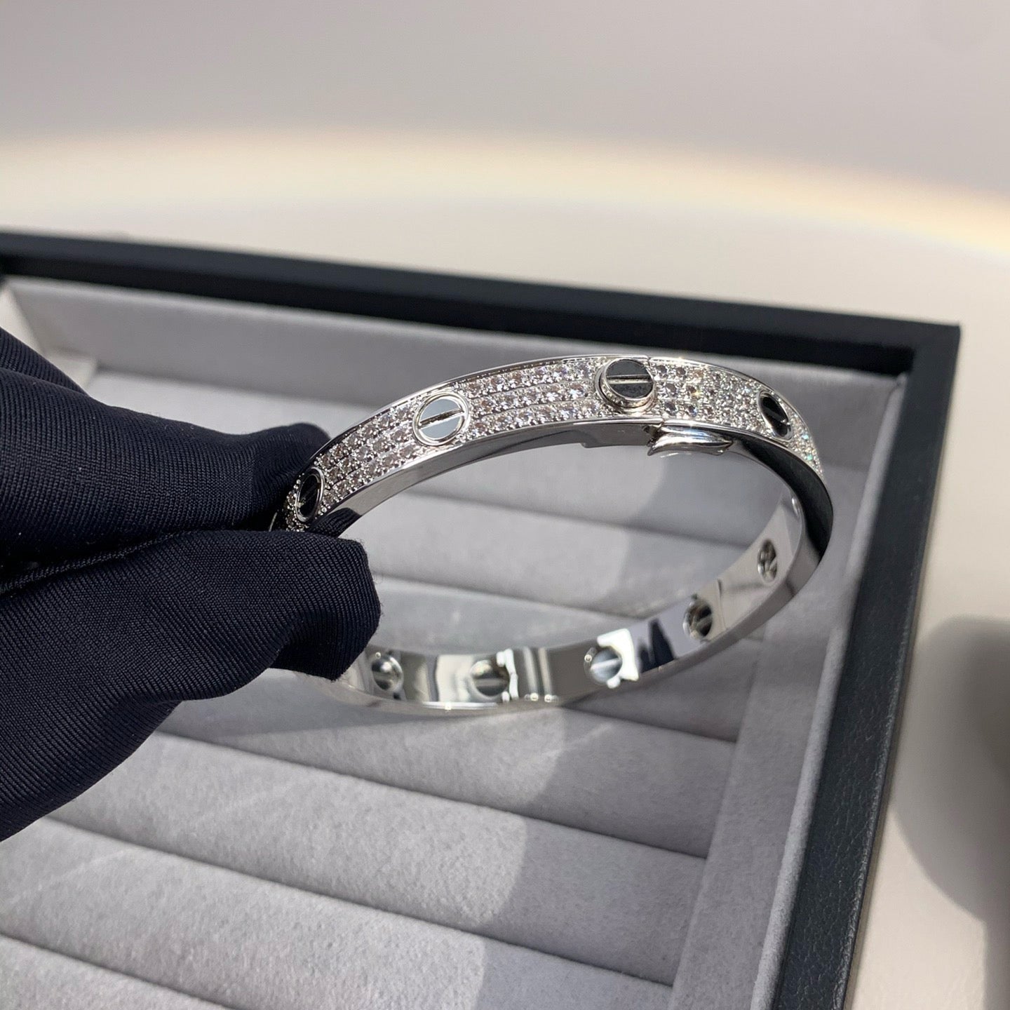 [Mystic Crown]LOVE BRACELET 6.1MM DIAMOND-PAVED CERAMIC
