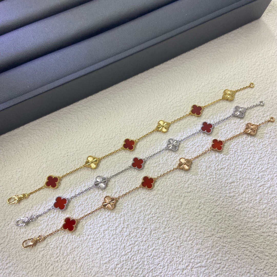[Mystic Crown]CLOVER 6 MOTIF RED AGATE LASER BRACELET-w