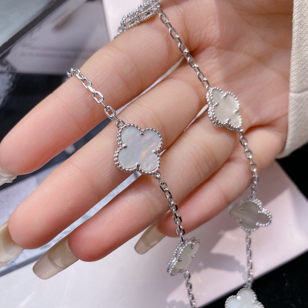 [Mystic Crown]CLOVER 10 MOTIFS WHITE MOTHER OF PEARL NECKLACE