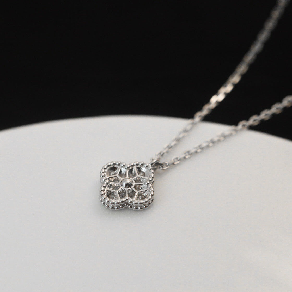 [Mystic Crown]CLOVER MINI 9.5MM PENDANT DIAMOND NECKLACE