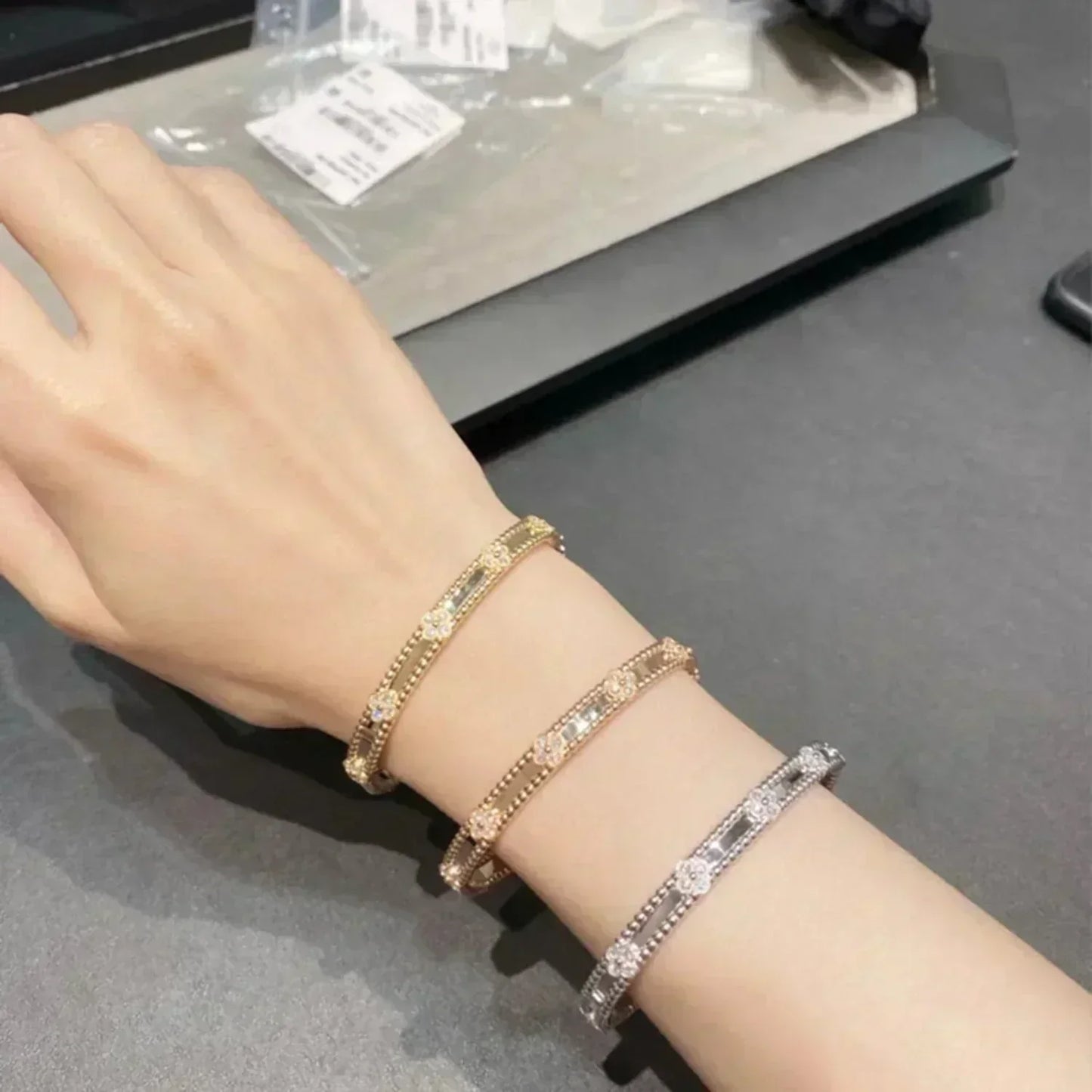 [Mystic Crown]CLOVER BRACELET 4MM DIAMONDS