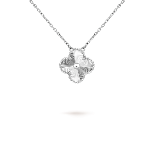 [Mystic Crown]CLOVER 15MM LASER NECKLACE SILVER