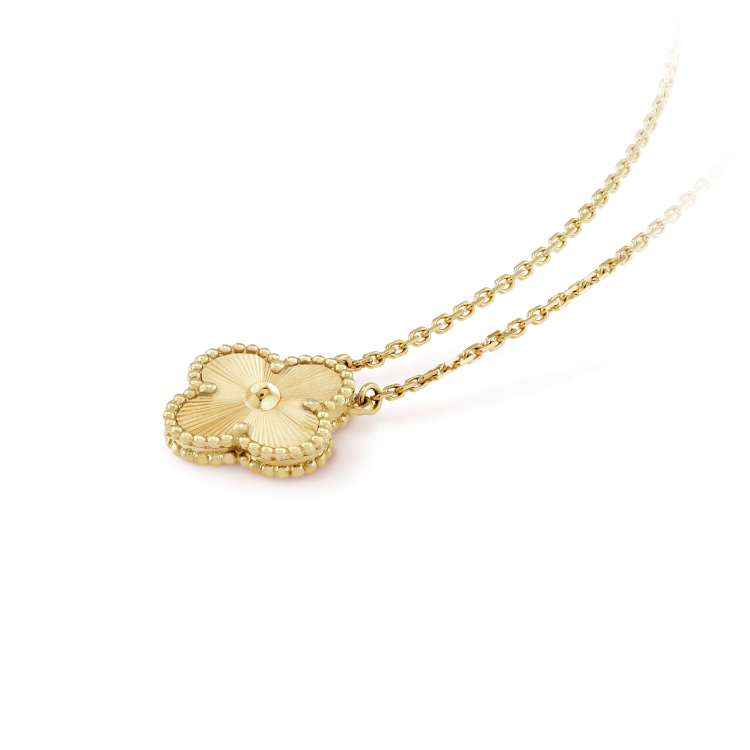 [Mystic Crown]CLOVER 15MM LASER NECKLACE
