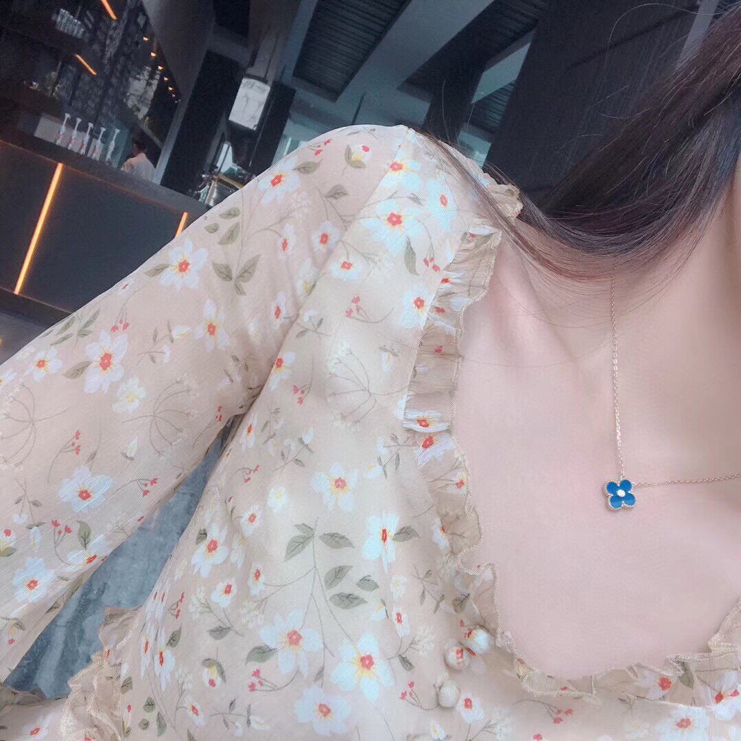 [Mystic Crown]CLOVER 15MM DIAMOND AND BLUE AGATE NECKLACE