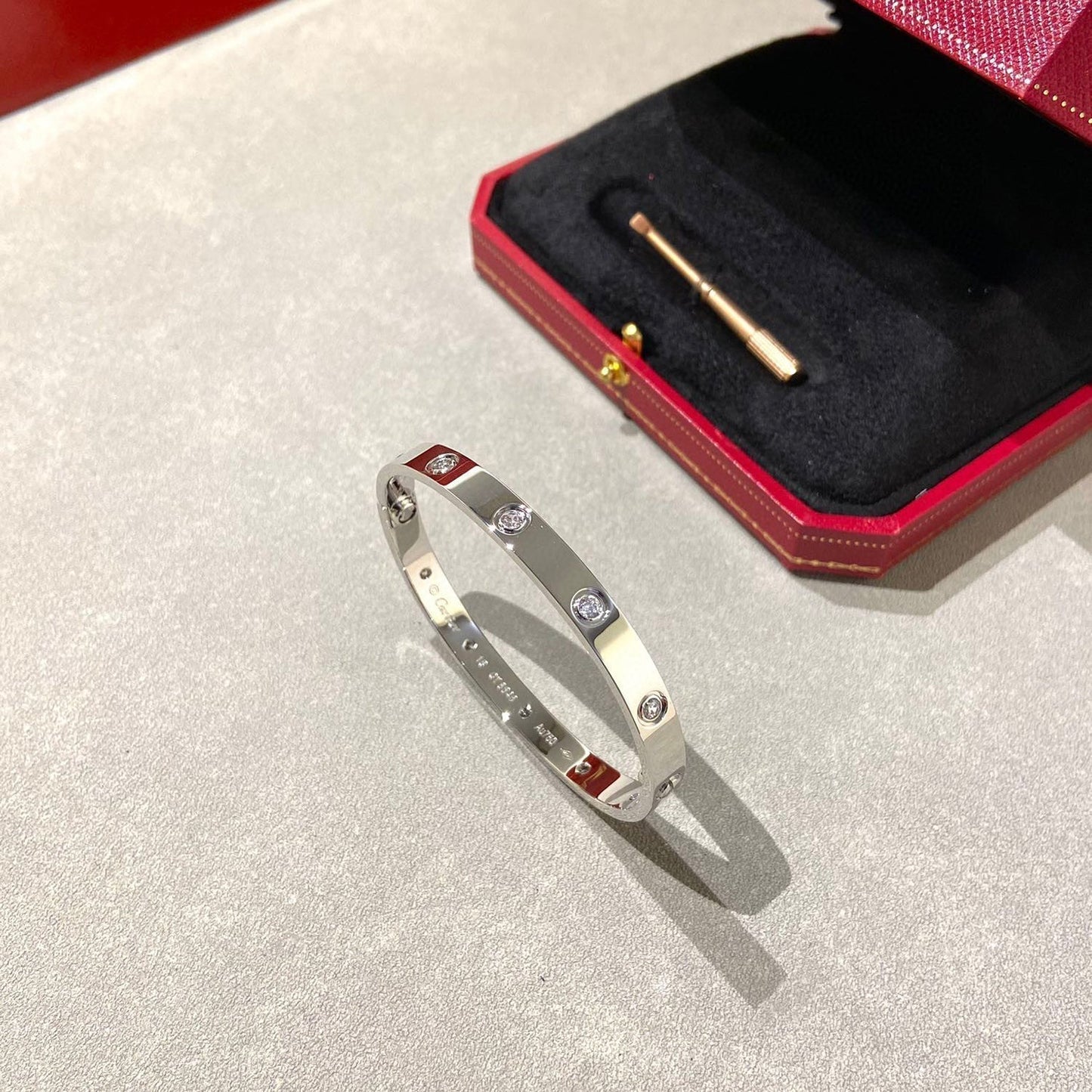 [Mystic Crown]LOVE BRACELET 6.1MM 10 DIAMONDS