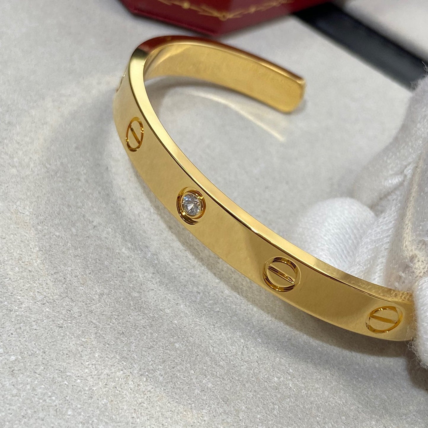 [Mystic Crown]LOVE BRACELET 6.1MM 1 DIAMOND OPEN CUFF