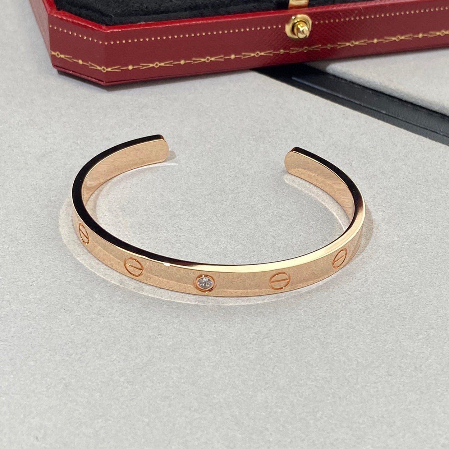 [Mystic Crown]LOVE BRACELET 6.1MM 1 DIAMOND OPEN CUFF