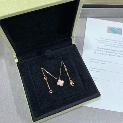 [Mystic Crown]CLOVER 15MM PINK MOTHER-OF-PEARL SINGLE FLOWER NECKLACE