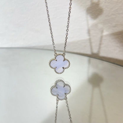 [Mystic Crown]CLOVER 15MM BLUE CHALCEDONY NECKLACE SILVER