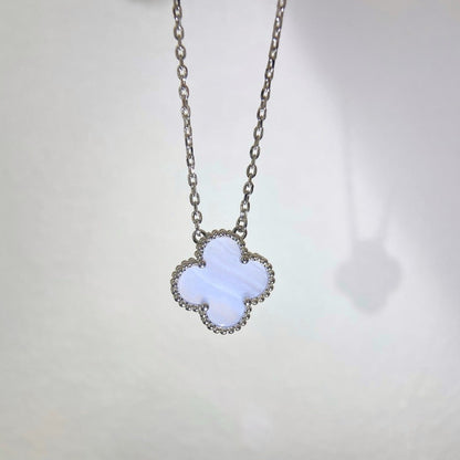 [Mystic Crown]CLOVER 15MM BLUE CHALCEDONY NECKLACE SILVER