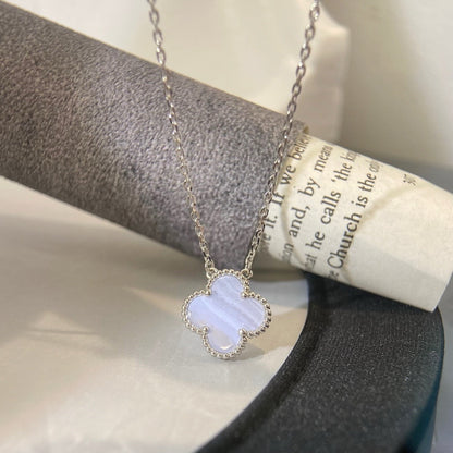 [Mystic Crown]CLOVER 15MM BLUE CHALCEDONY NECKLACE SILVER