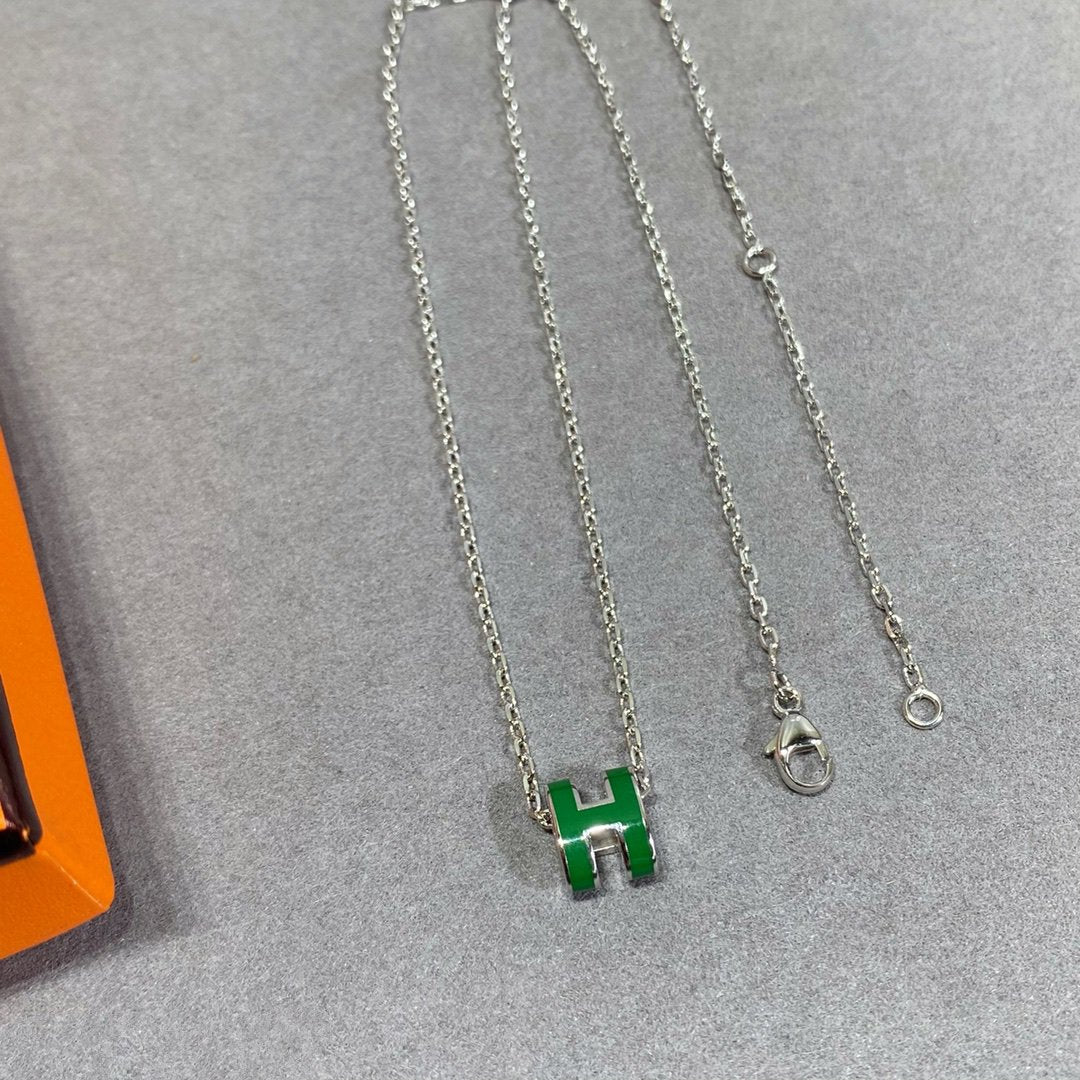 [Mystic Crown]POP H GREEN NECKLACE SILVER AND GOLD