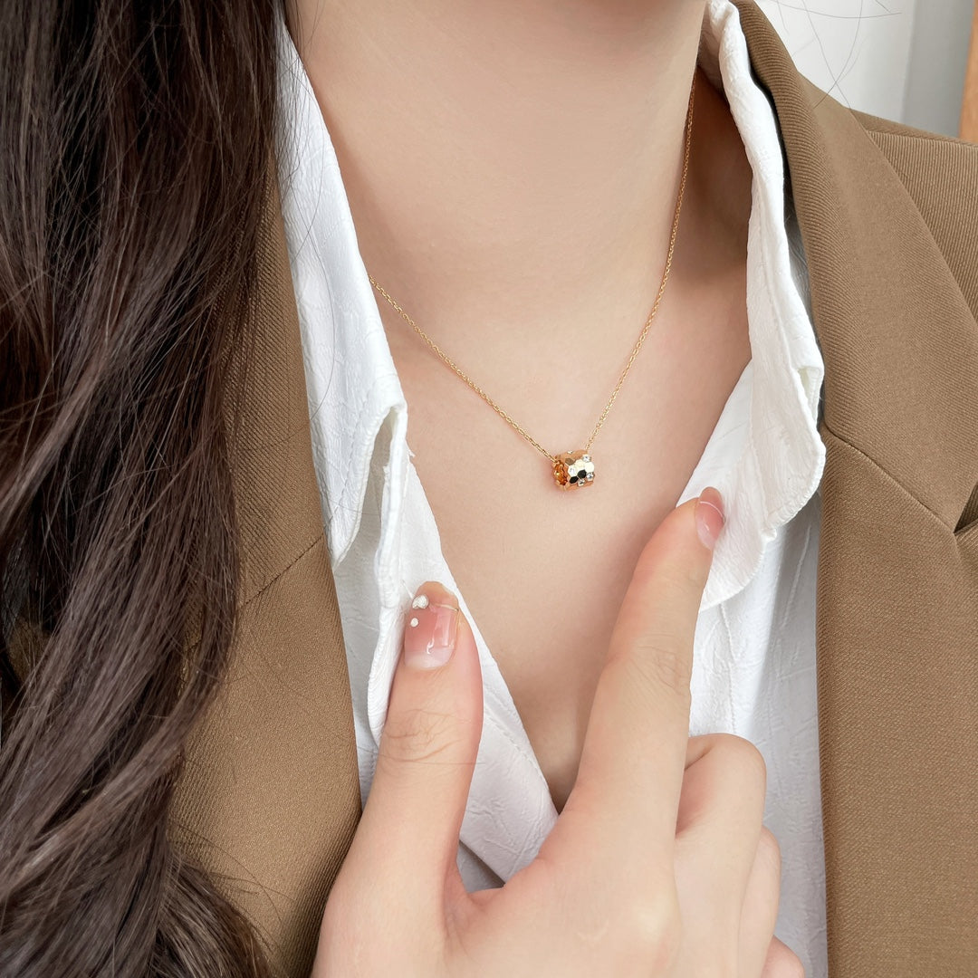 [Mystic Crown]BEE MINI PEDANT DIAMOND NECKLACE