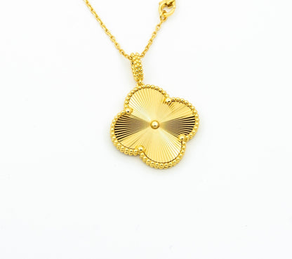 [Mystic Crown]CLOVER 25MM PEDANT NECKLACE GOLD