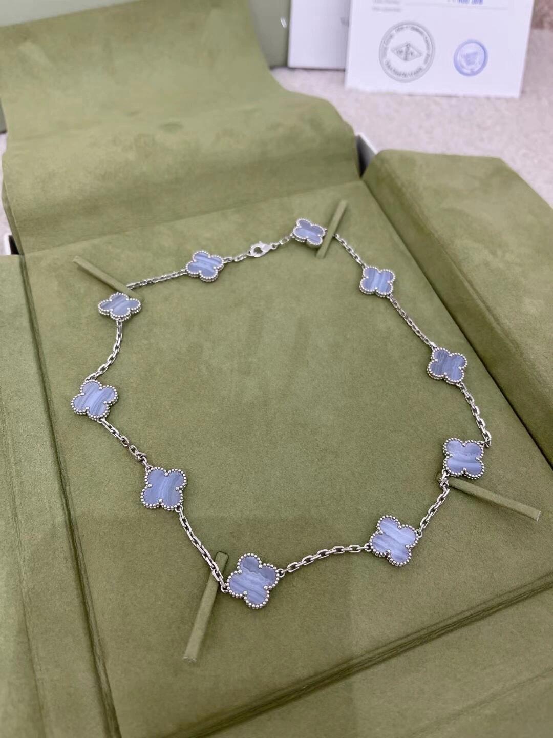 [Mystic Crown]CLOVER 10 MOTIFS BLUE CHALCEDONY NECKLACE