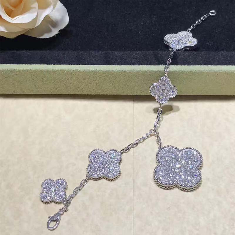 [Mystic Crown]CLOVER 6 MOTIFS SILVER DIAMOND BRACELET