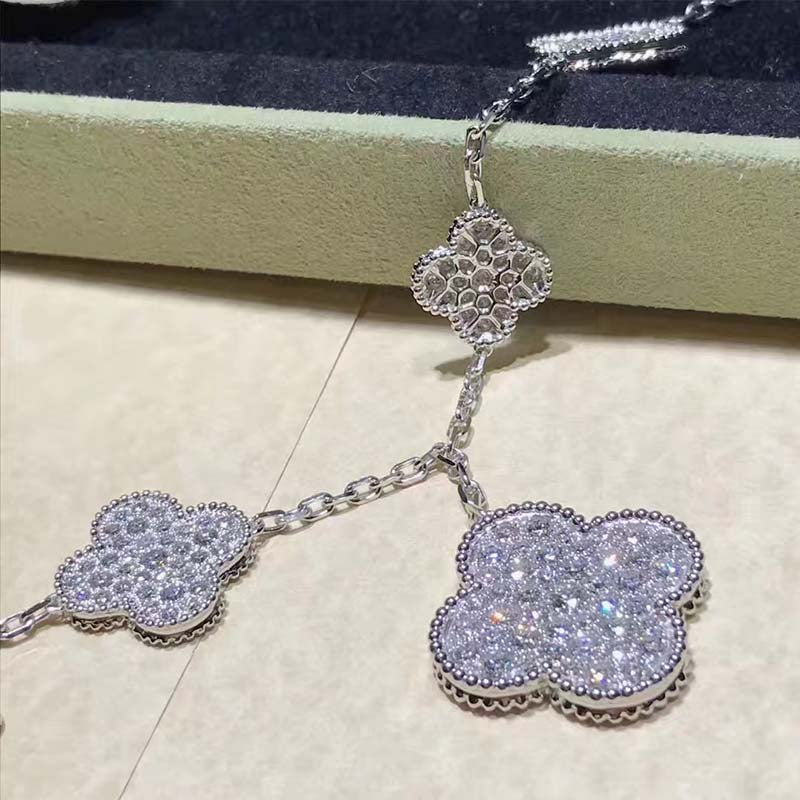 [Mystic Crown]CLOVER 6 MOTIFS SILVER DIAMOND BRACELET