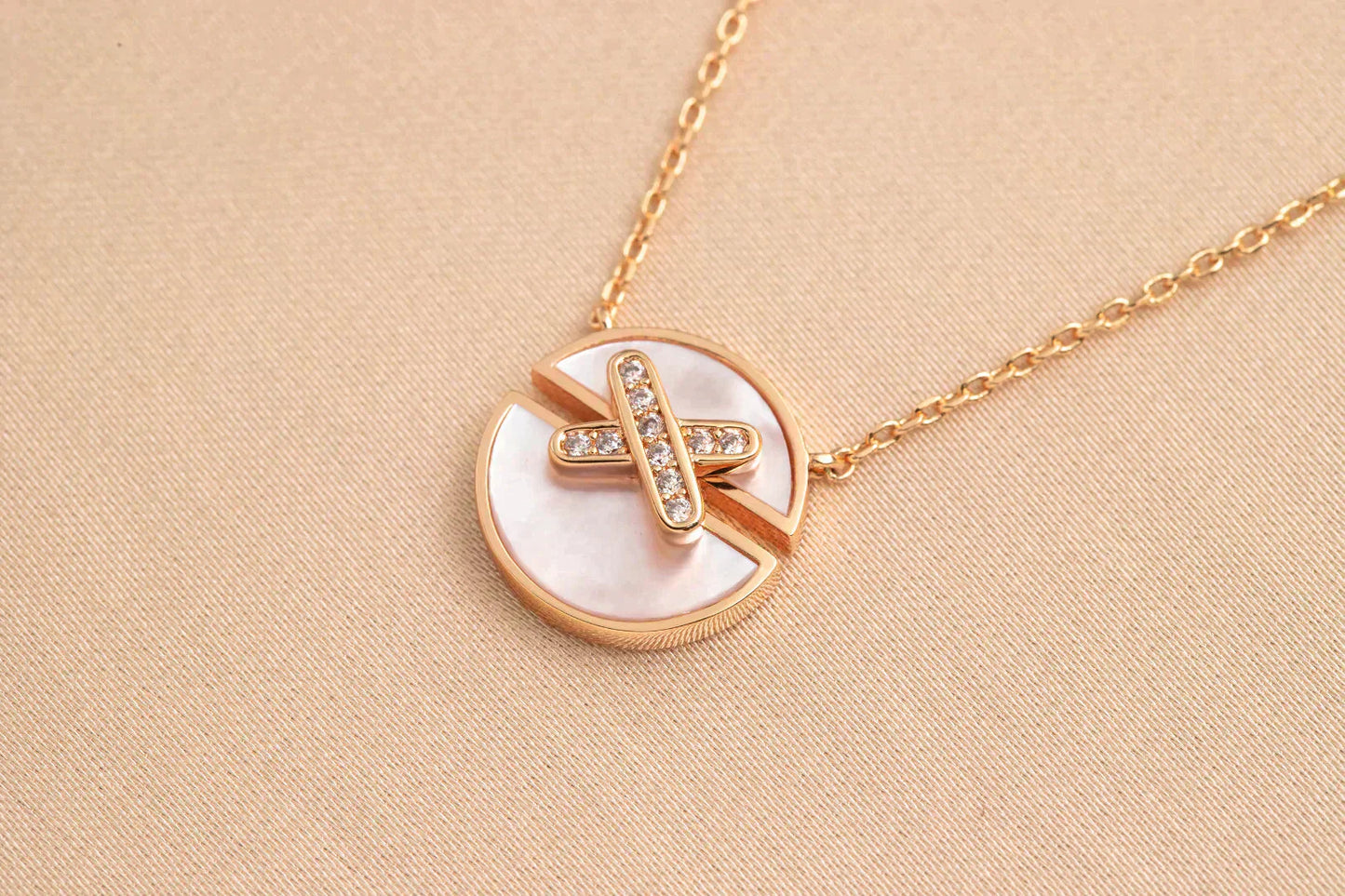 [Mystic Crown]JEUX DE ROSE GOLD DIAMOND NECKLACE