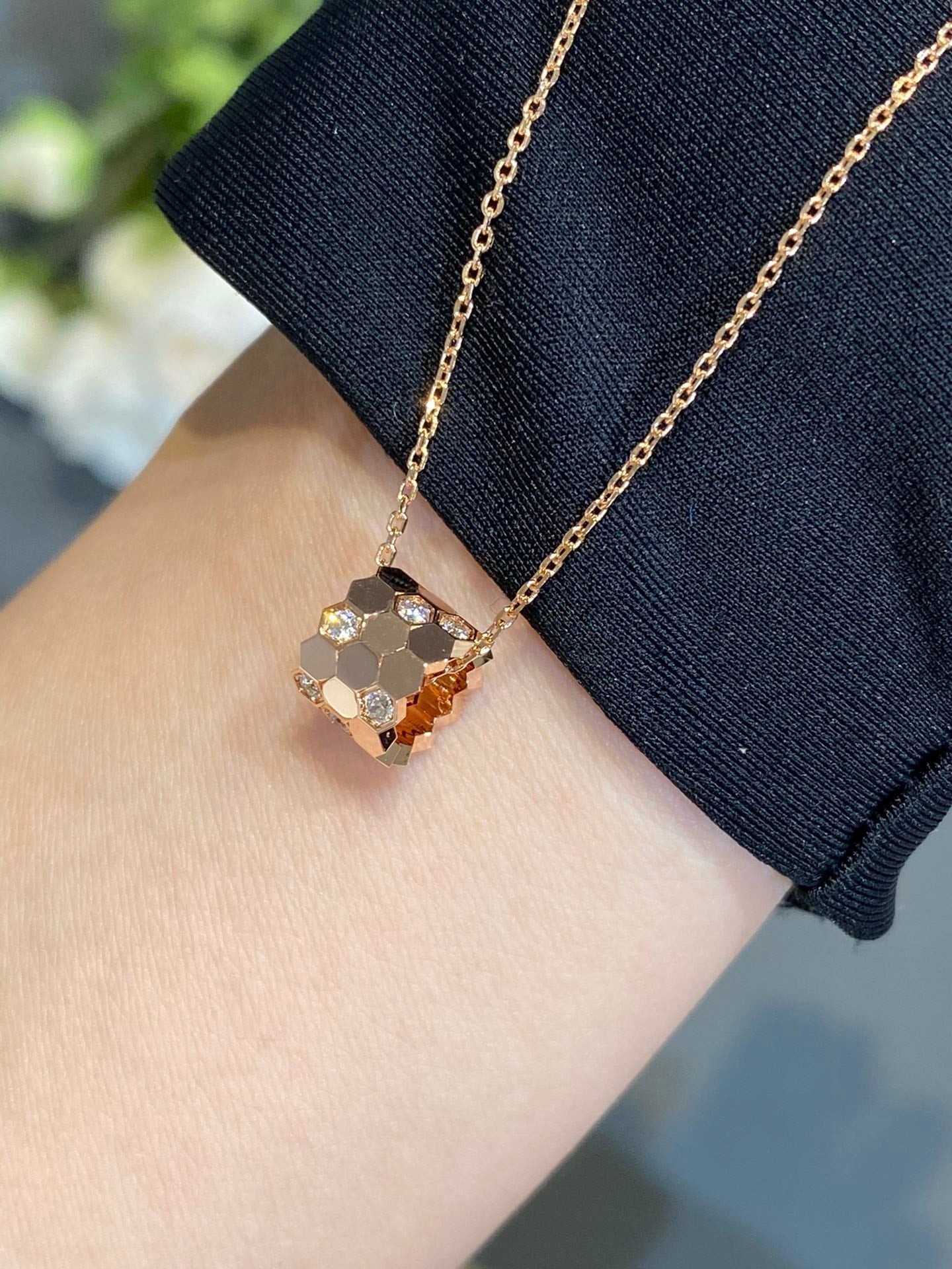 [Mystic Crown]BEE LOVE DIAMOND NECKLACE