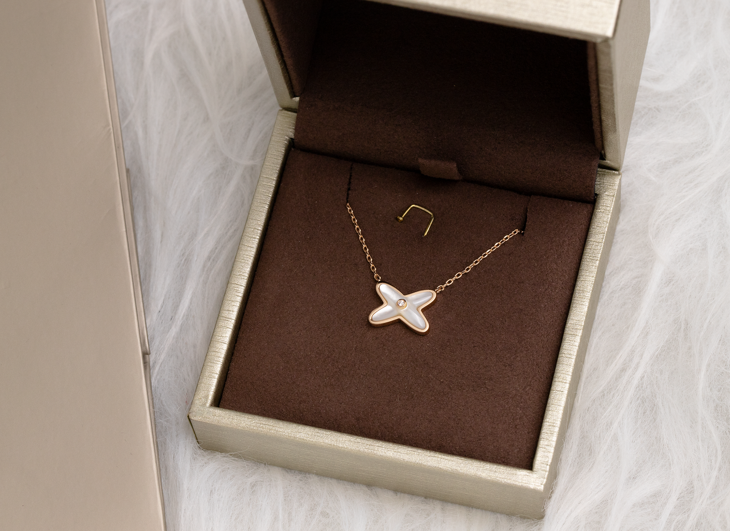 [Mystic Crown]JEUX DE NECKLACE 1 DIAMOND