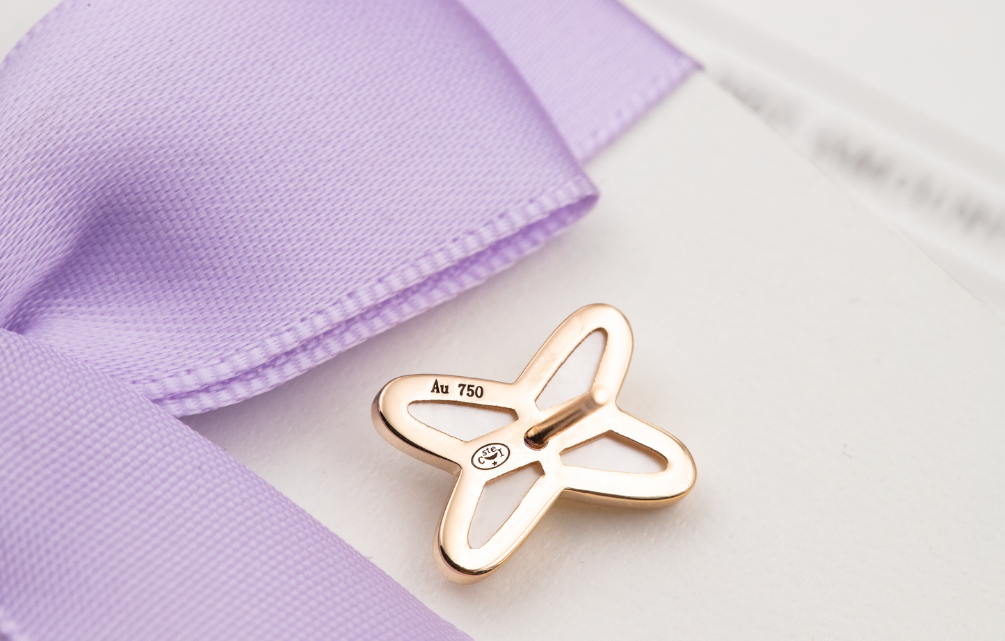 [Mystic Crown]JEUX DE WHITE MOP ROSE GOLD DIAMOND EARRINGS