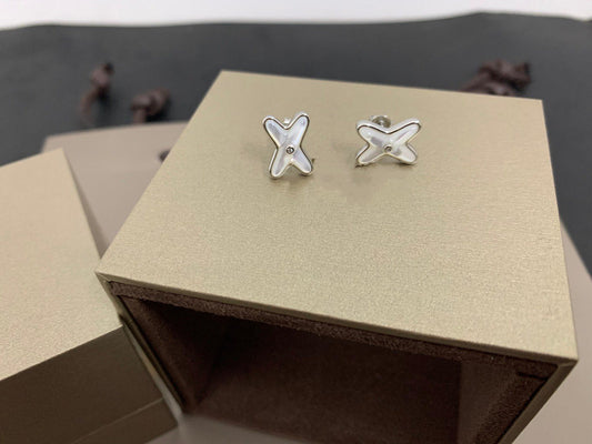 [Mystic Crown]JEUX DE WHITE MOP SILVER DIAMOND EARRINGS