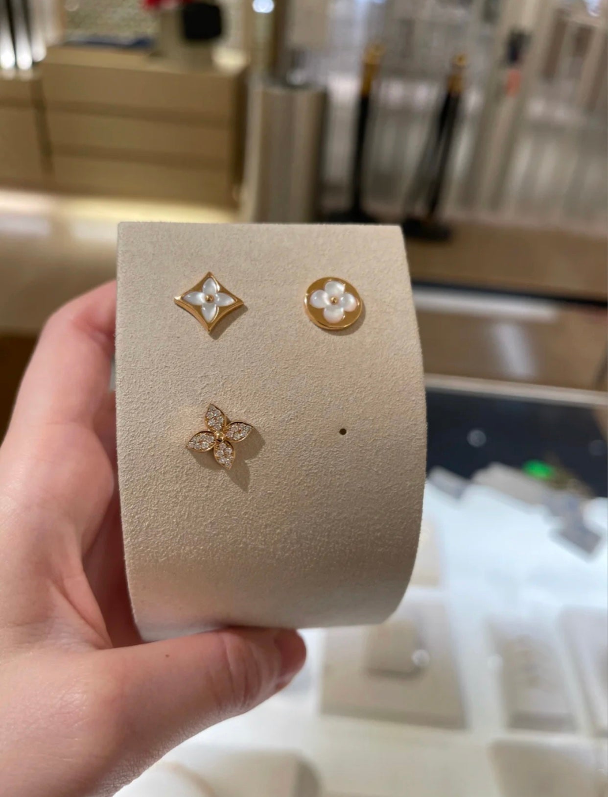 [Mystic Crown]STAR BLOSSOM STUD EARRINGS PINK GOLD DIAMONDS