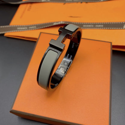 [Mystic Crown]CLIC HM SO BLACK GREY BRACELET