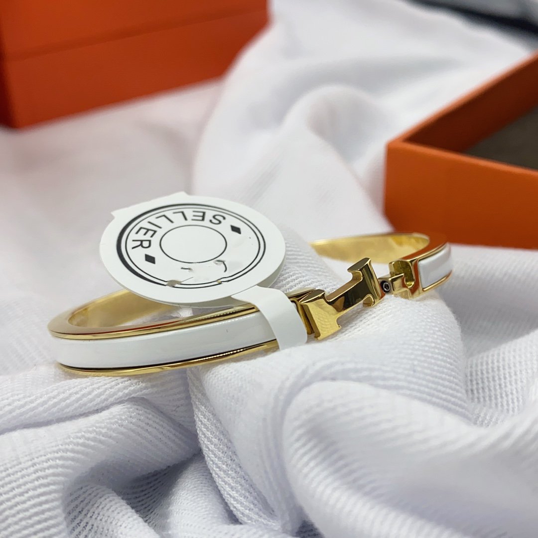 [Mystic Crown]CLASSIC HM CLIC WHITE 8MM ENAMEL BRACELET