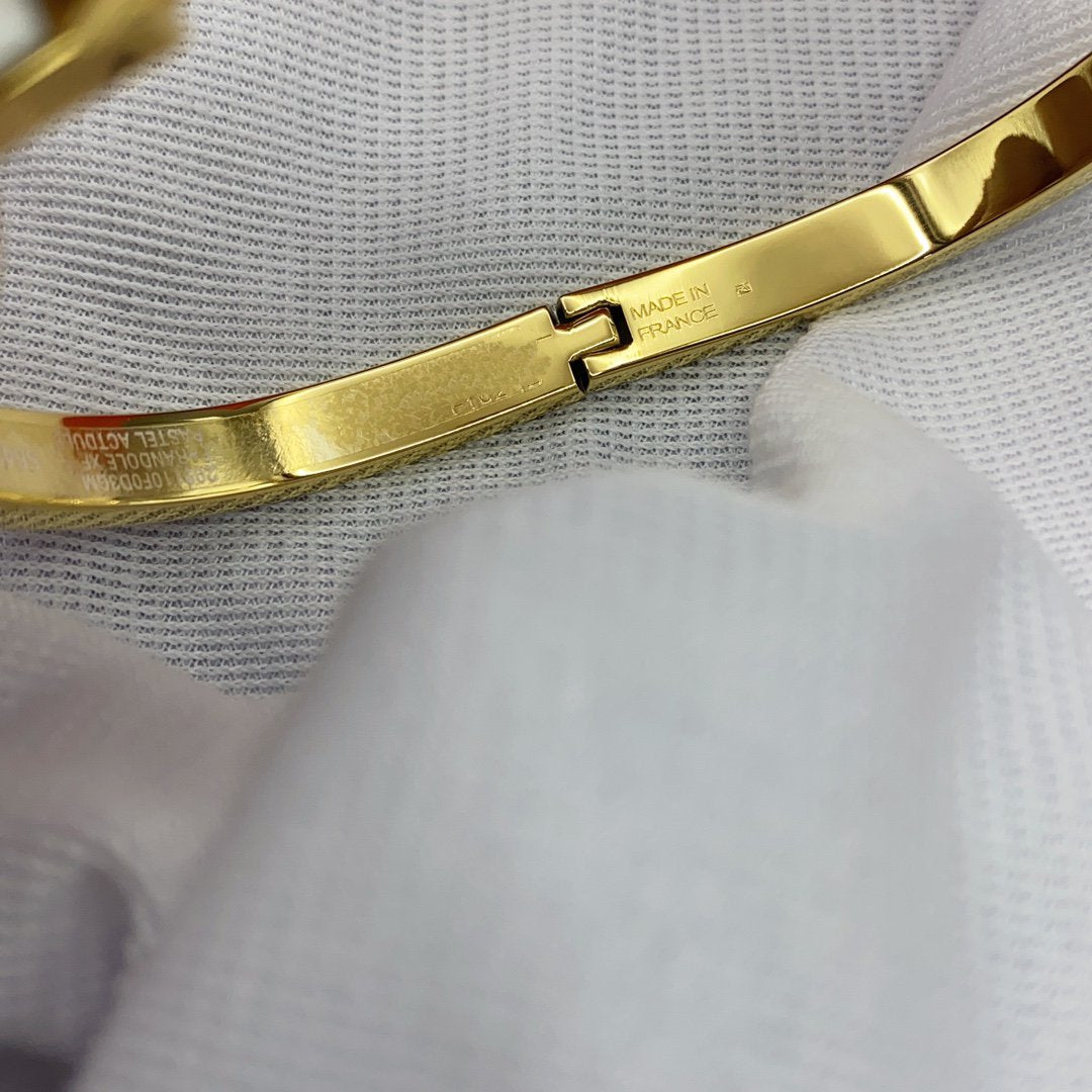 [Mystic Crown]CLASSIC HM CLIC WHITE 8MM ENAMEL BRACELET