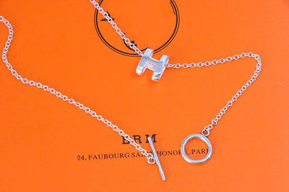 [Mystic Crown]HM NECKLACE H LETTER OVAL SERIES