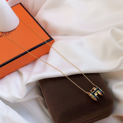 [Mystic Crown]HM CLIC BLACK ENAMEL GOLD NECKLACE
