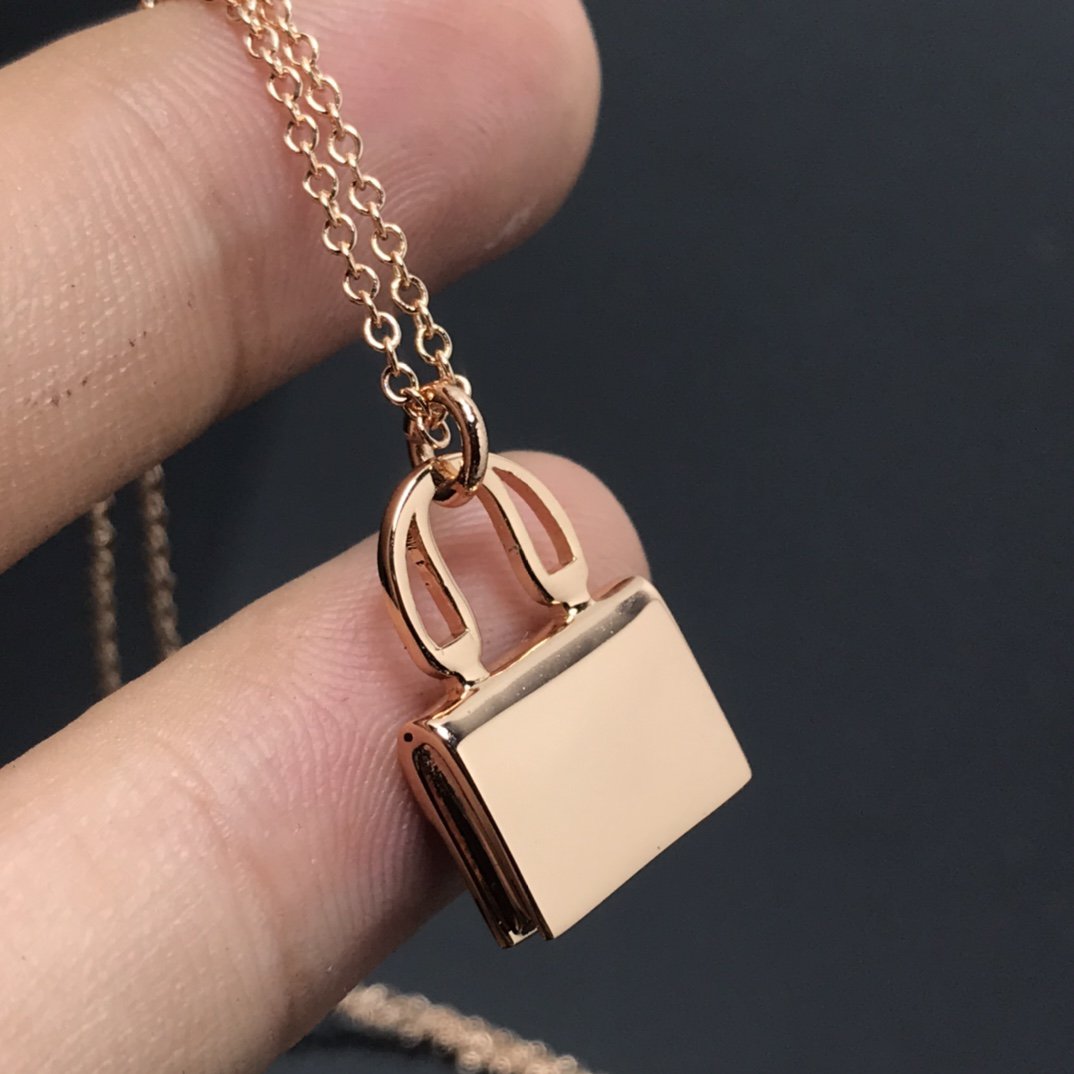 [Mystic Crown]HM NECKLACE ARRIVAL BLACK DIAMOND