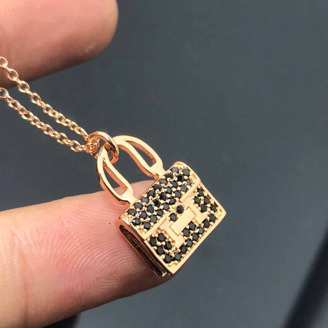 [Mystic Crown]HM NECKLACE ARRIVAL BLACK DIAMOND