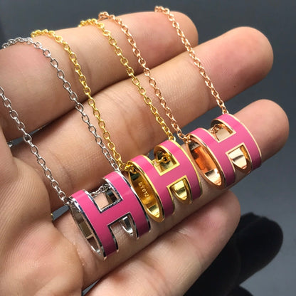 [Mystic Crown]H NECKLACE PINK