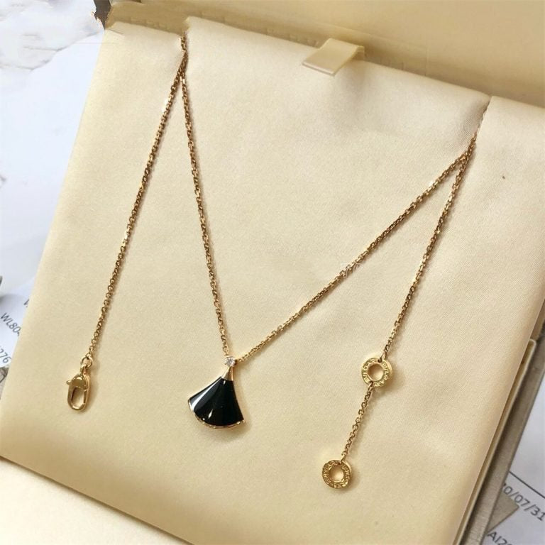[Mystic Crown]DREAM NECKLACE ONYX 1 DIAMOND