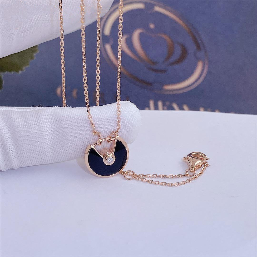 [Mystic Crown]AMULETTE ROSE GOLD ONYX NECKLACE