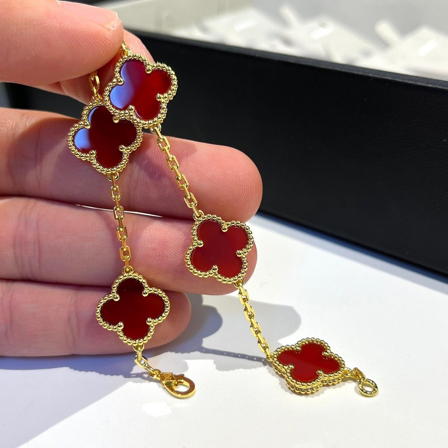 [Mystic Crown]CLOVER 5 MOTIFS RED AGATE  BRACELET