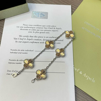 [Mystic Crown]CLOVER  5 MOTIFS  CHRISTMAS LIMITED EDITION BRACELET-w