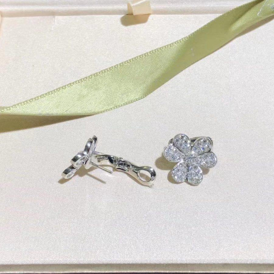 [Mystic Crown]FRIVOLE SILVER FLOWER DIAMOND EARRINGS