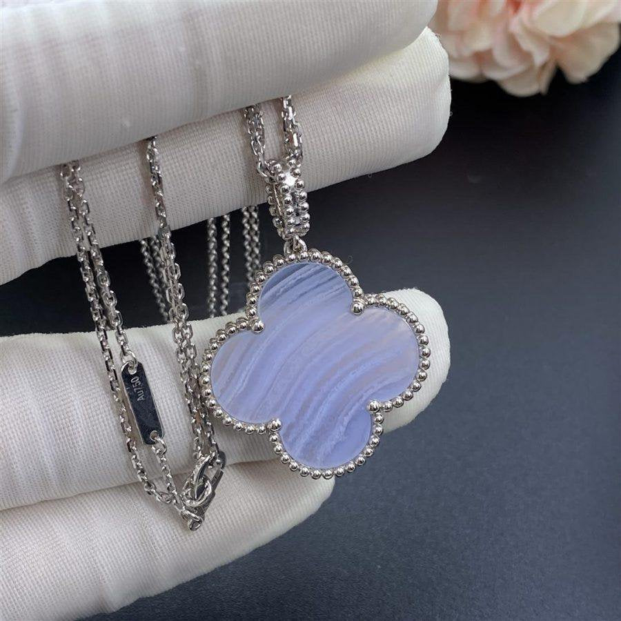 [Mystic Crown]CLOVER SILVER CHALCEDONY BIG CLOVER NECKLACE